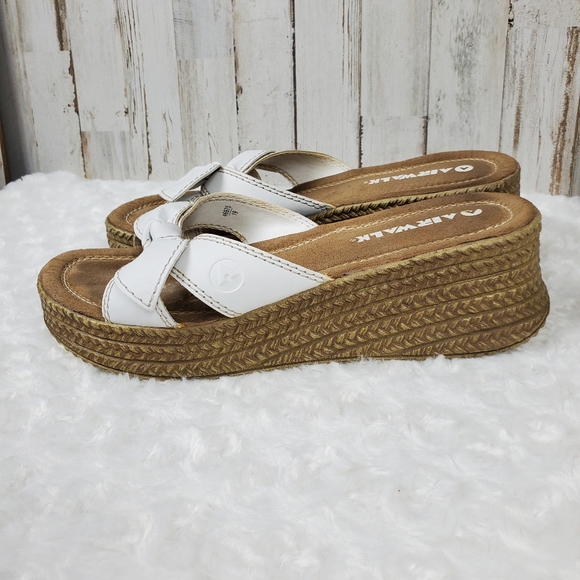 Airwalk Bow Wedge Sandals White Size 10 - Picture 2 of 11